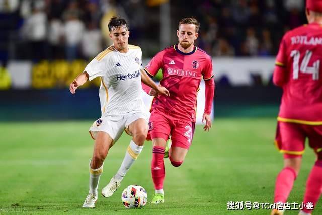 英超-杜兰破门福登建功 曼城1-2维拉遭遇3连败