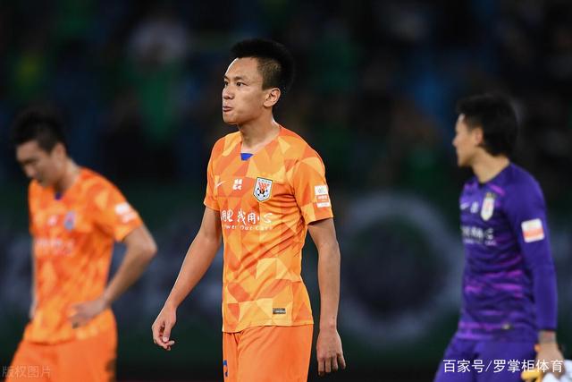 英超-麦迪逊梅开二度 曼城0-4热刺遭遇5连败